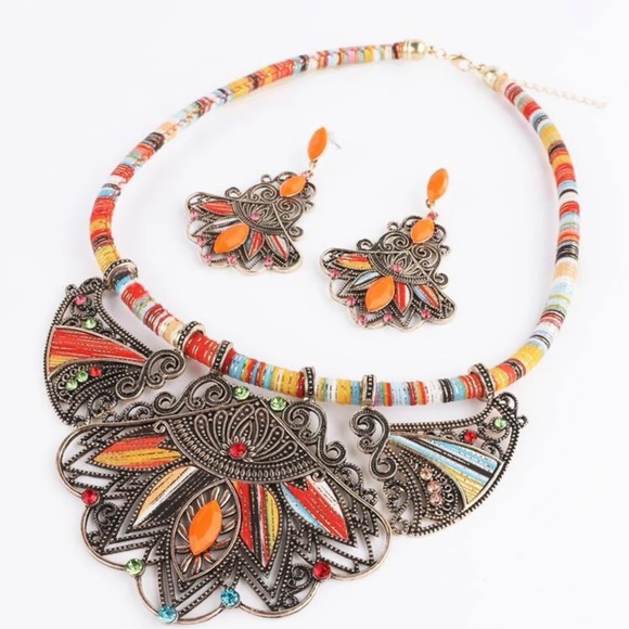 Emery Rose Jewelry - EMERY ROSE Rhinestone Decor Geometric Charm Necklace & Drop Earrings